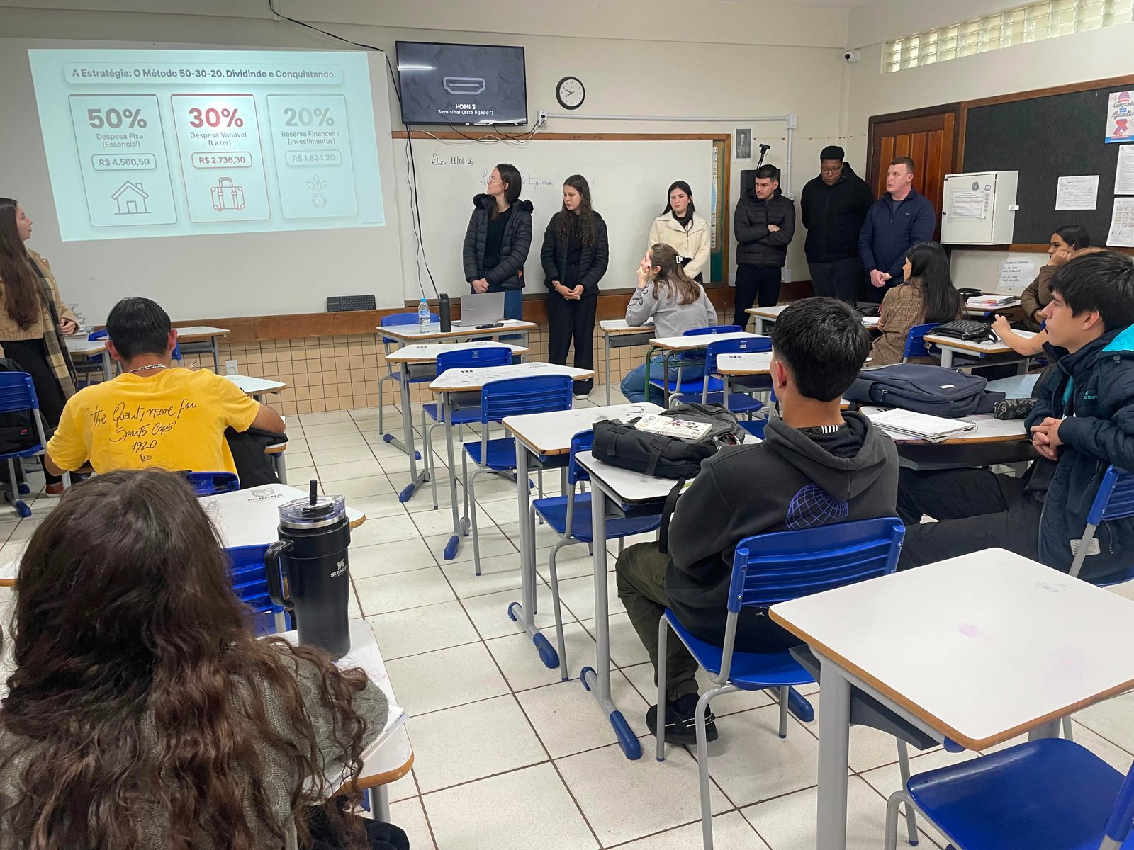 Extensão universitáriada Unisep leva conhecimento sobre conservação do solo e empreendedorismo para escolas da região